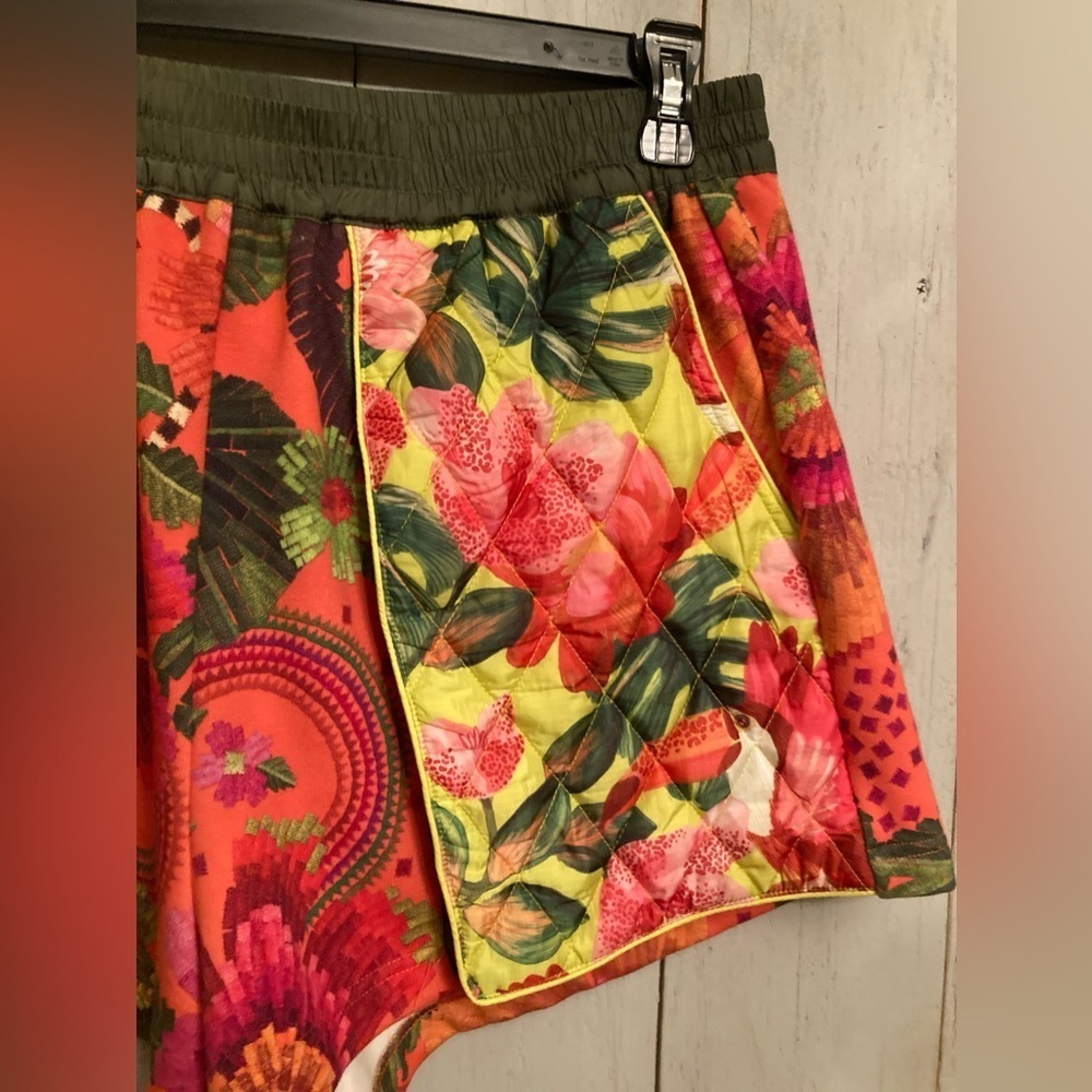 FARM RIO ANTHROPOLOGIE  Blooming Gardens, Quilted, Anorak & Sweatshorts Set S-L - Picture 10 of 13